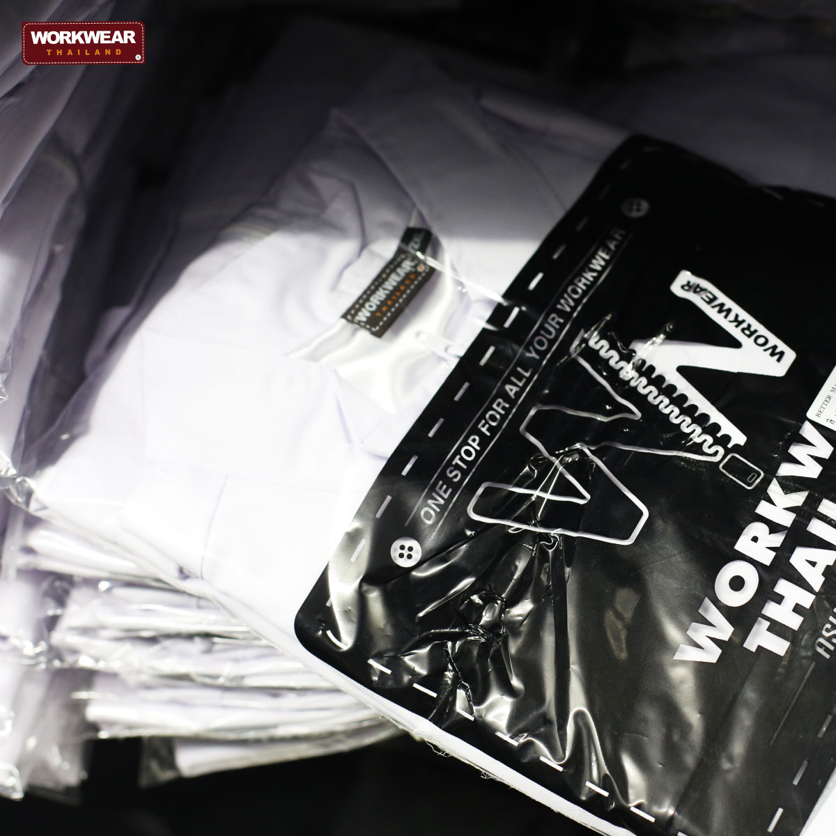 เสื้อกั๊กสีขาวพร้อมส่ง